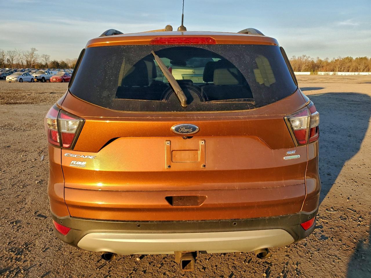 2017 FORD ESCAPE SE photo 11