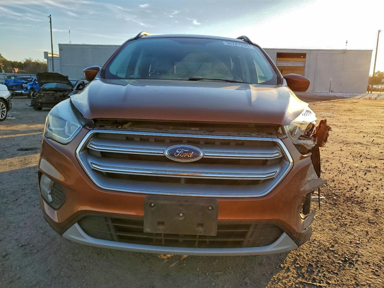 2017 FORD ESCAPE SE photo 9
