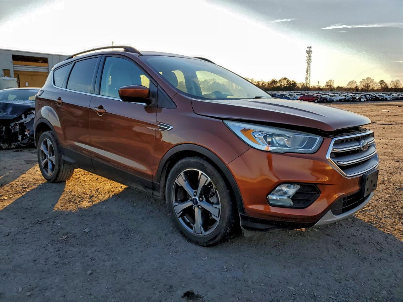 2017 FORD ESCAPE SE photo 7