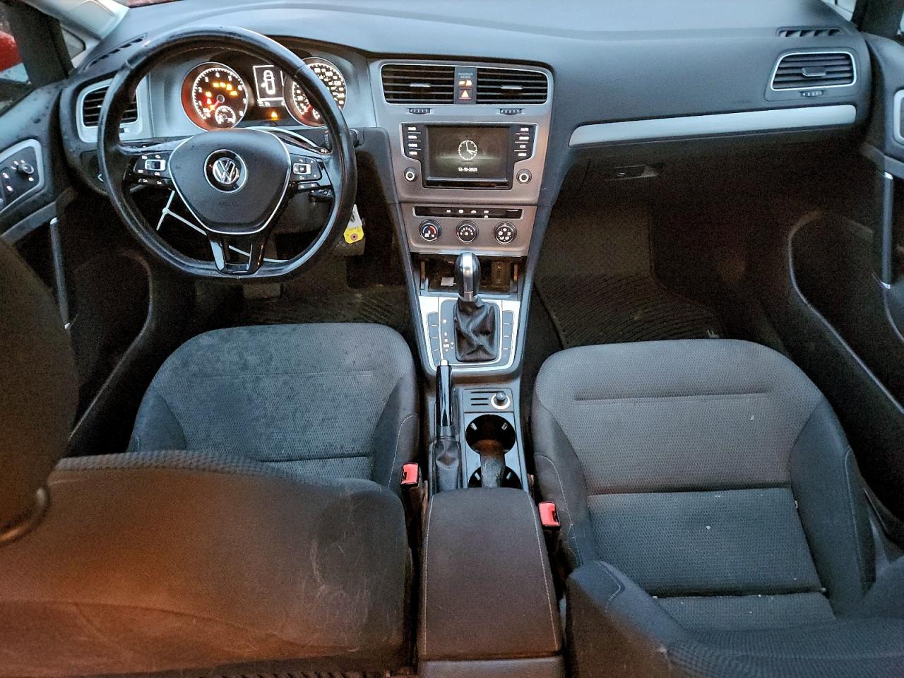 2016 VOLKSWAGEN GOLF SPORTWAGEN S photo 8