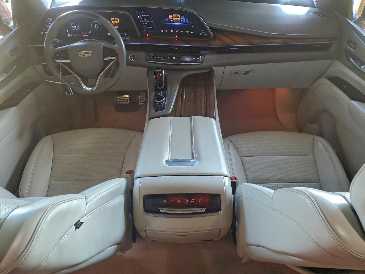 2024 CADILLAC ESCALADE SPORT PLATINUM photo 8