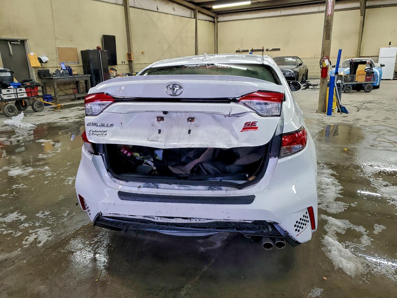 2020 TOYOTA COROLLA SE photo 6