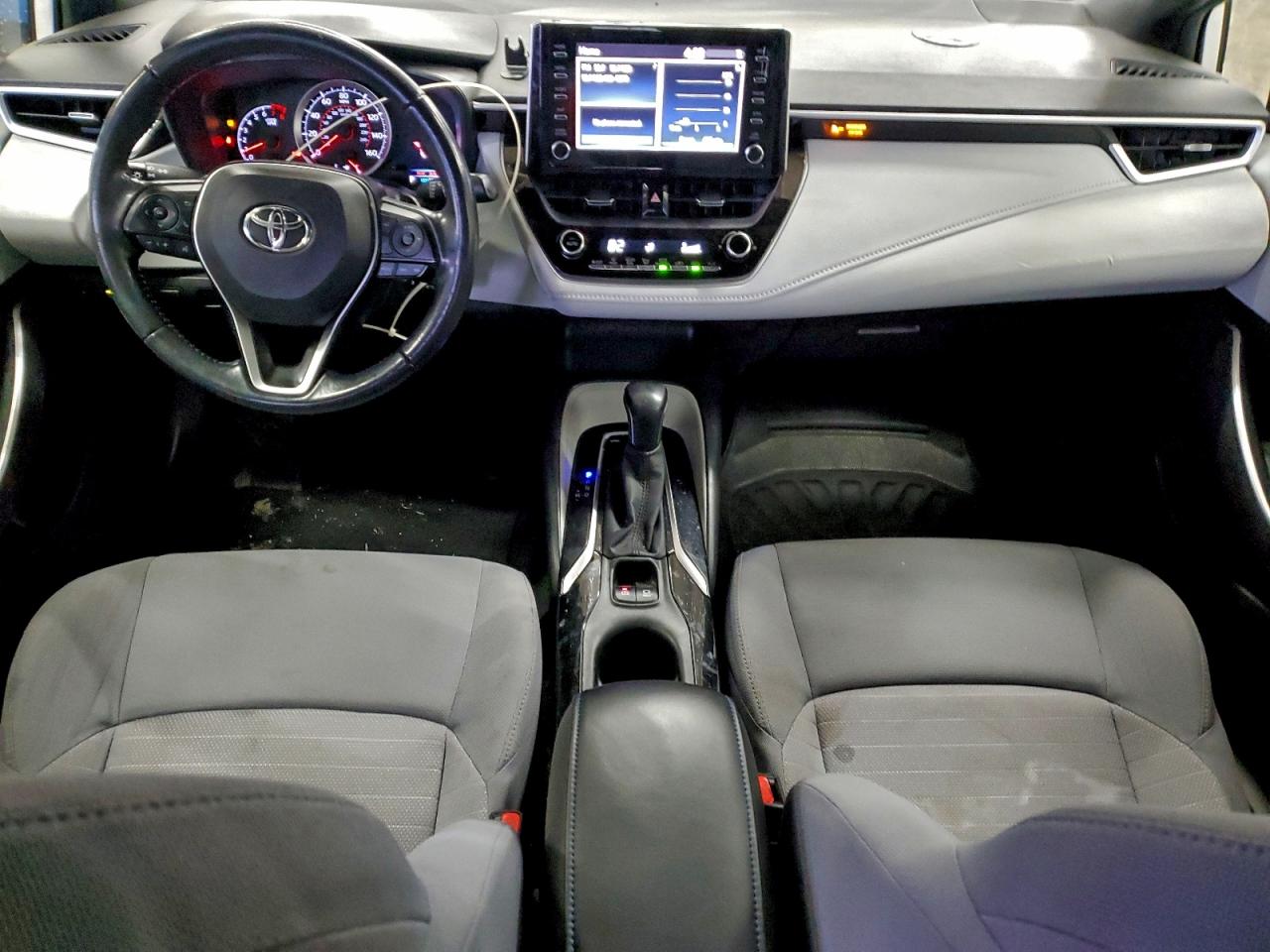 2020 TOYOTA COROLLA SE photo 8