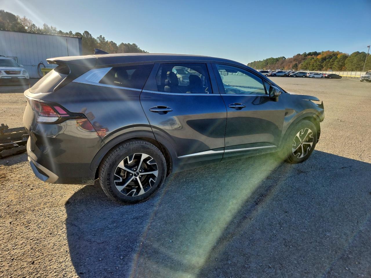 2023 KIA SPORTAGE EX photo 3