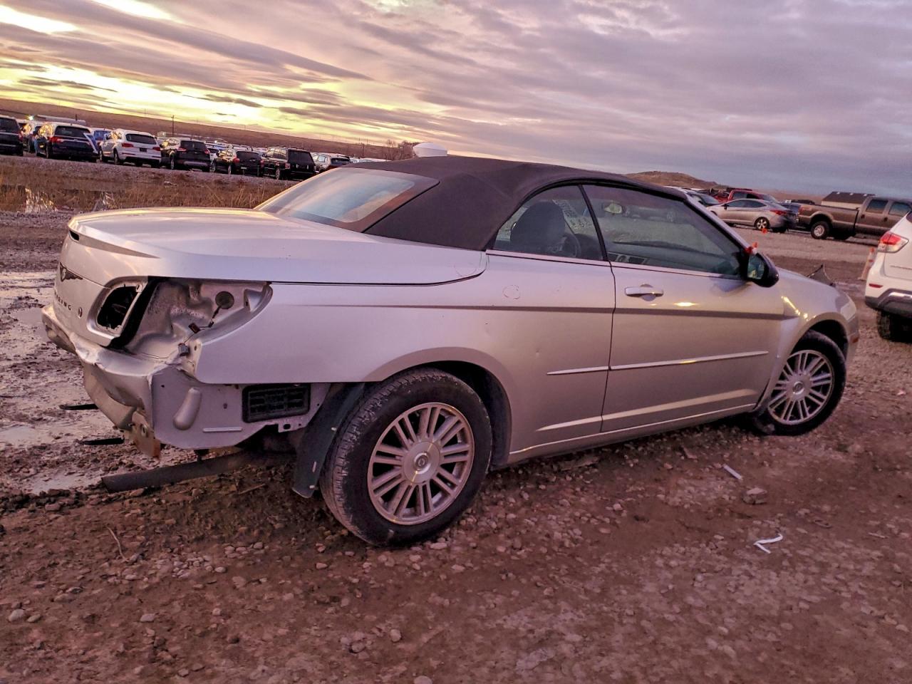 2008 CHRYSLER SEBRING photo 3