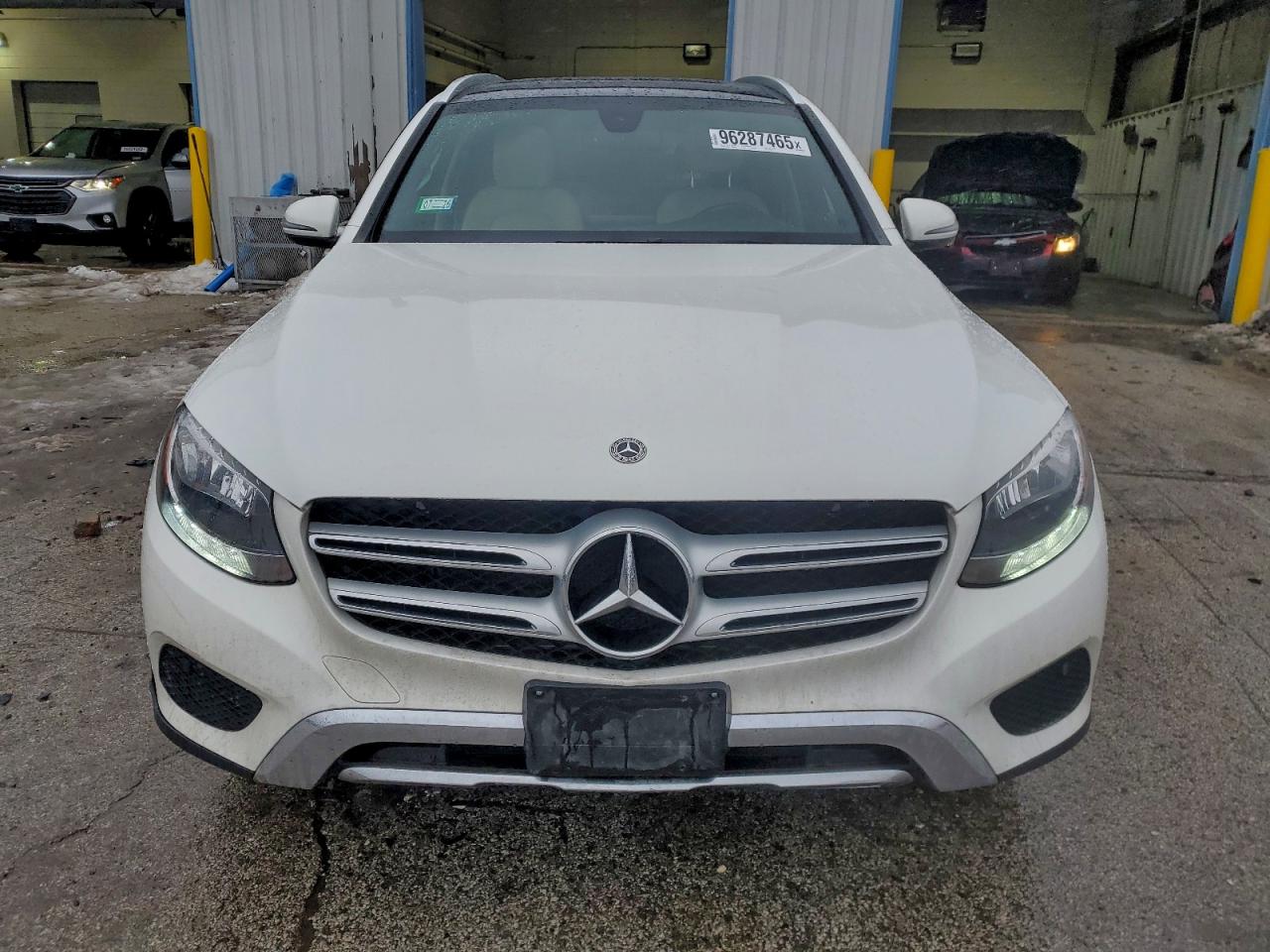2018 MERCEDES-BENZ GLC 300 4MATIC photo 5