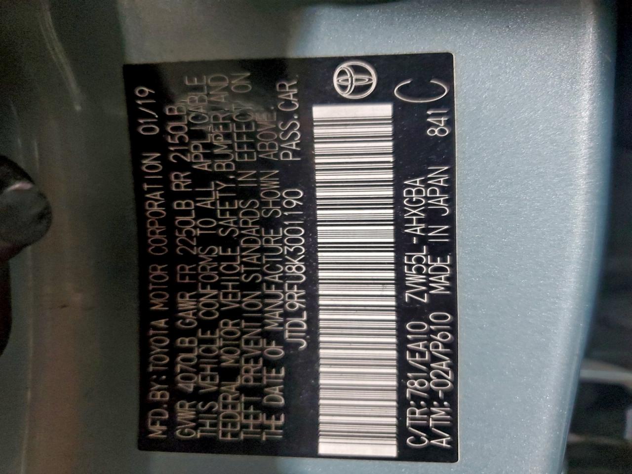 2019 TOYOTA PRIUS photo 13