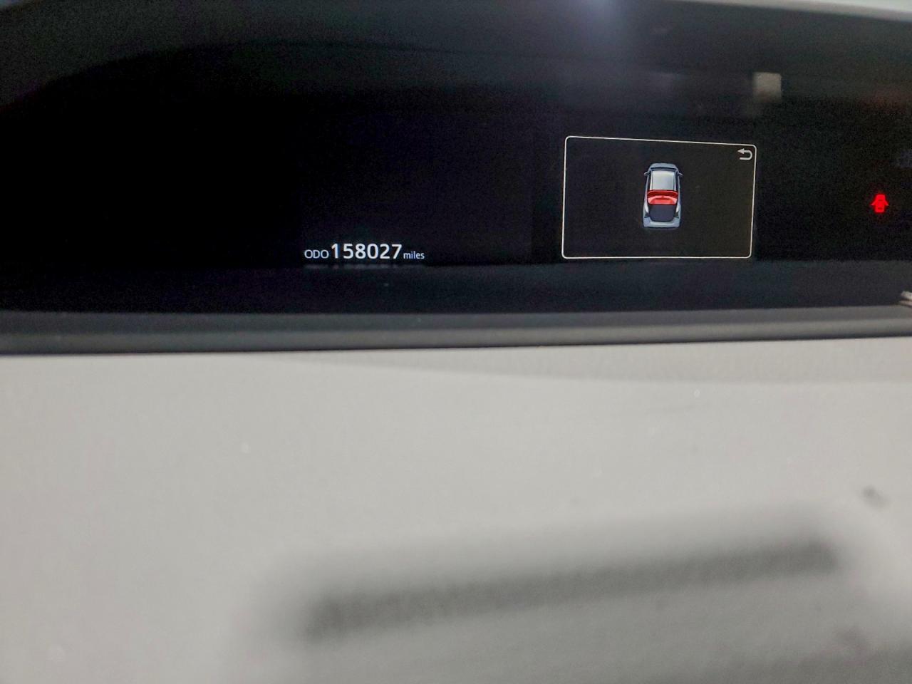 2019 TOYOTA PRIUS photo 9