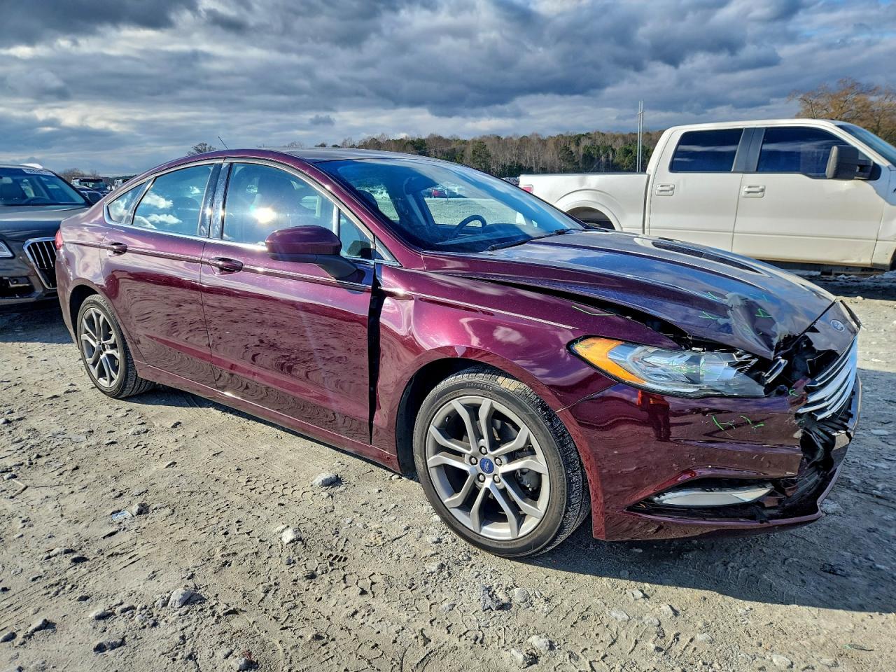 2017 FORD FUSION SE photo 4