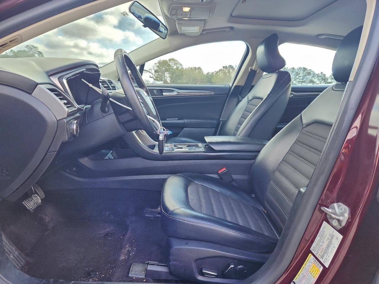 2017 FORD FUSION SE photo 7