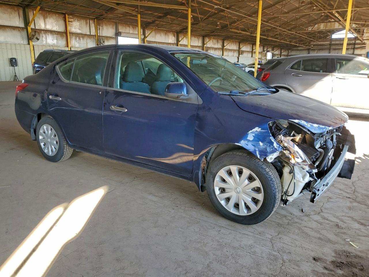 2012 NISSAN VERSA S photo 4