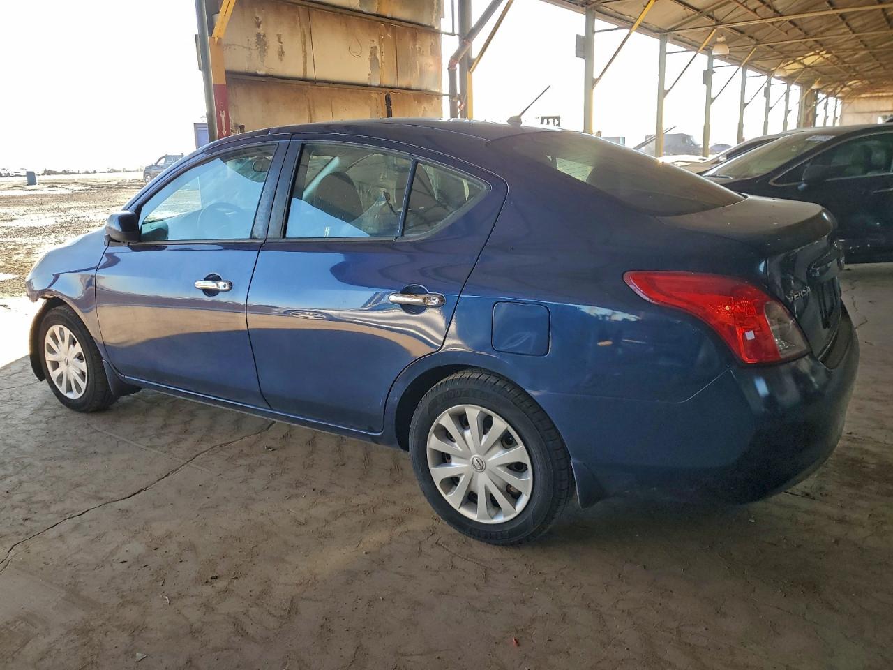 2012 NISSAN VERSA S photo 2