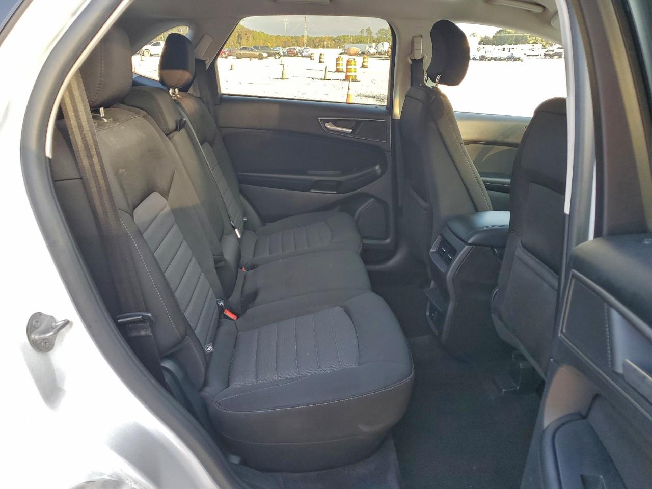 2015 FORD EDGE SE photo 11