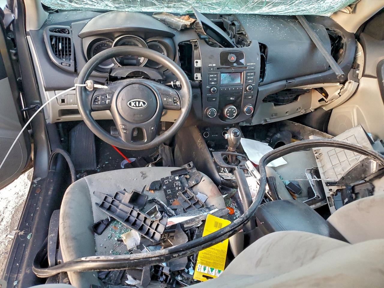 2012 KIA FORTE EX photo 15
