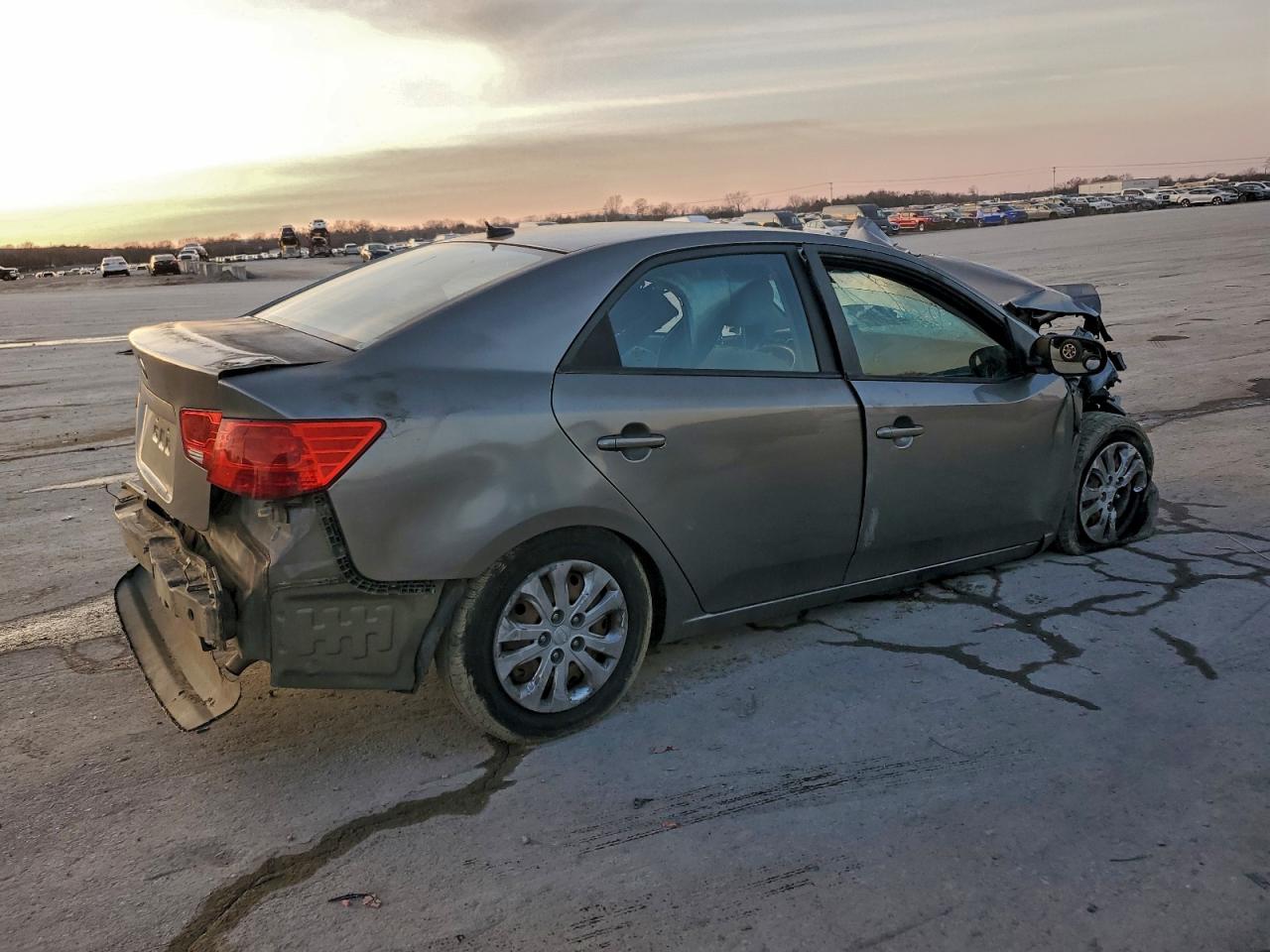 2012 KIA FORTE EX photo 5