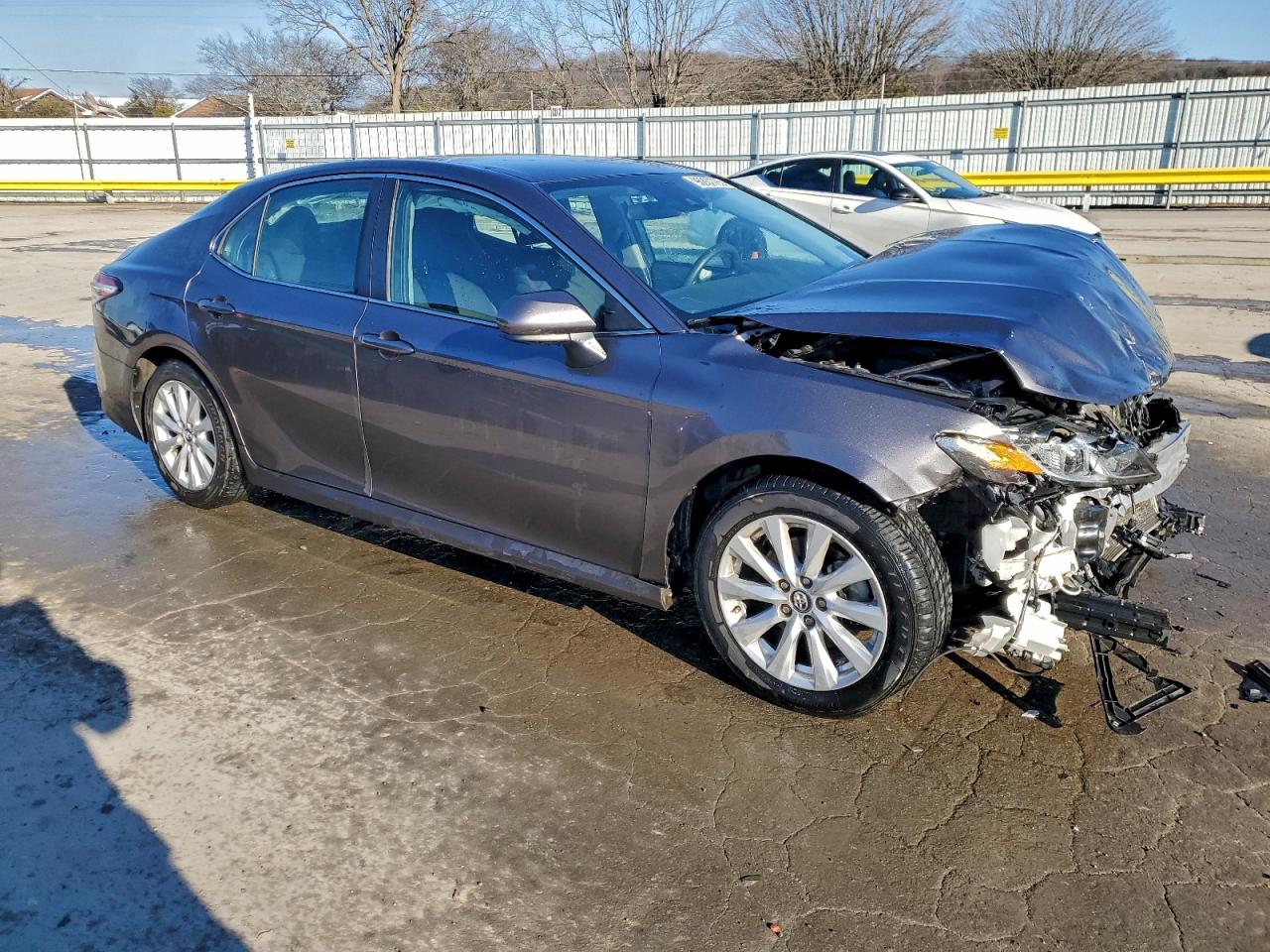 2020 TOYOTA CAMRY LE photo 4