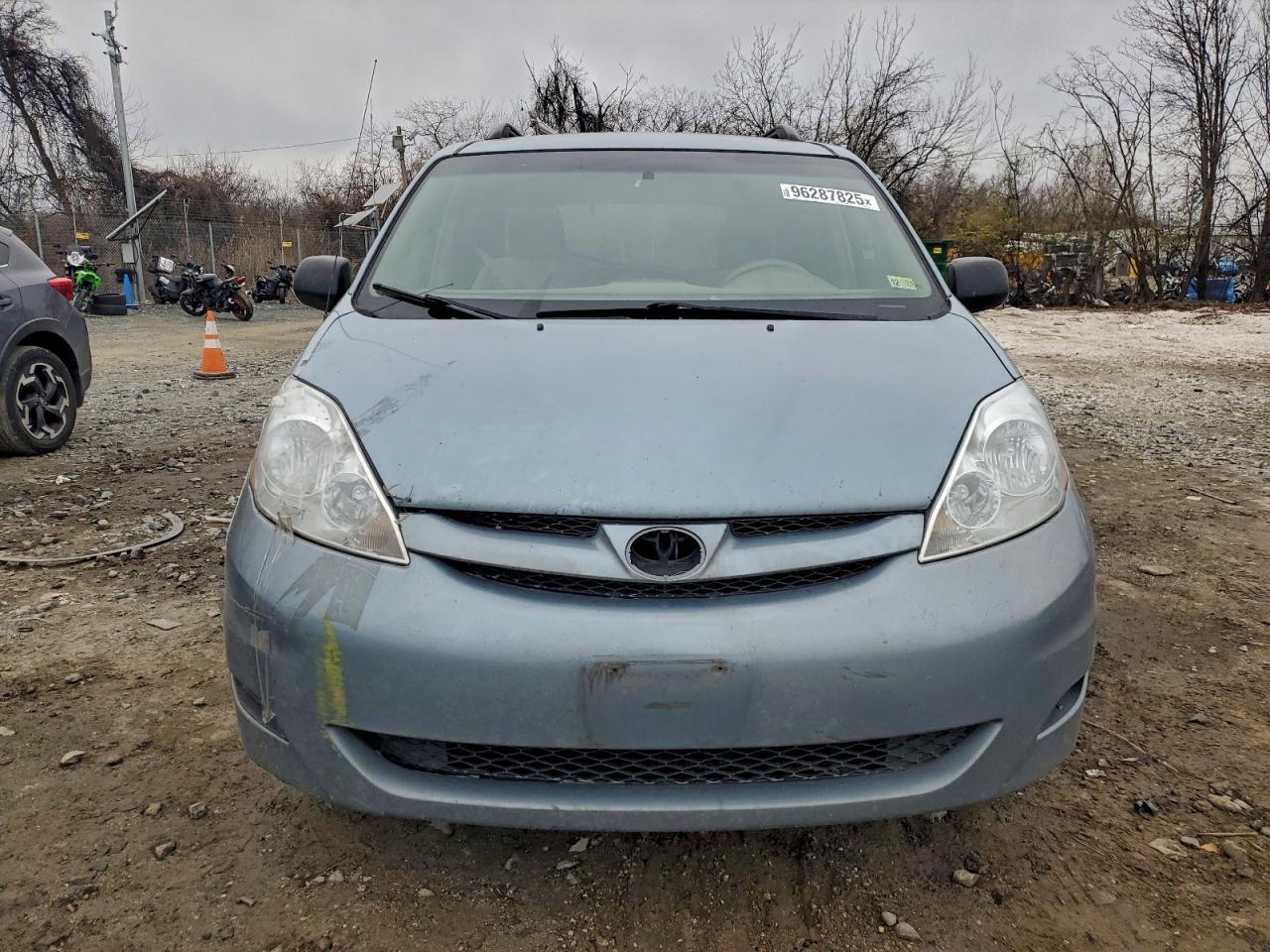 2007 TOYOTA SIENNA CE photo 5