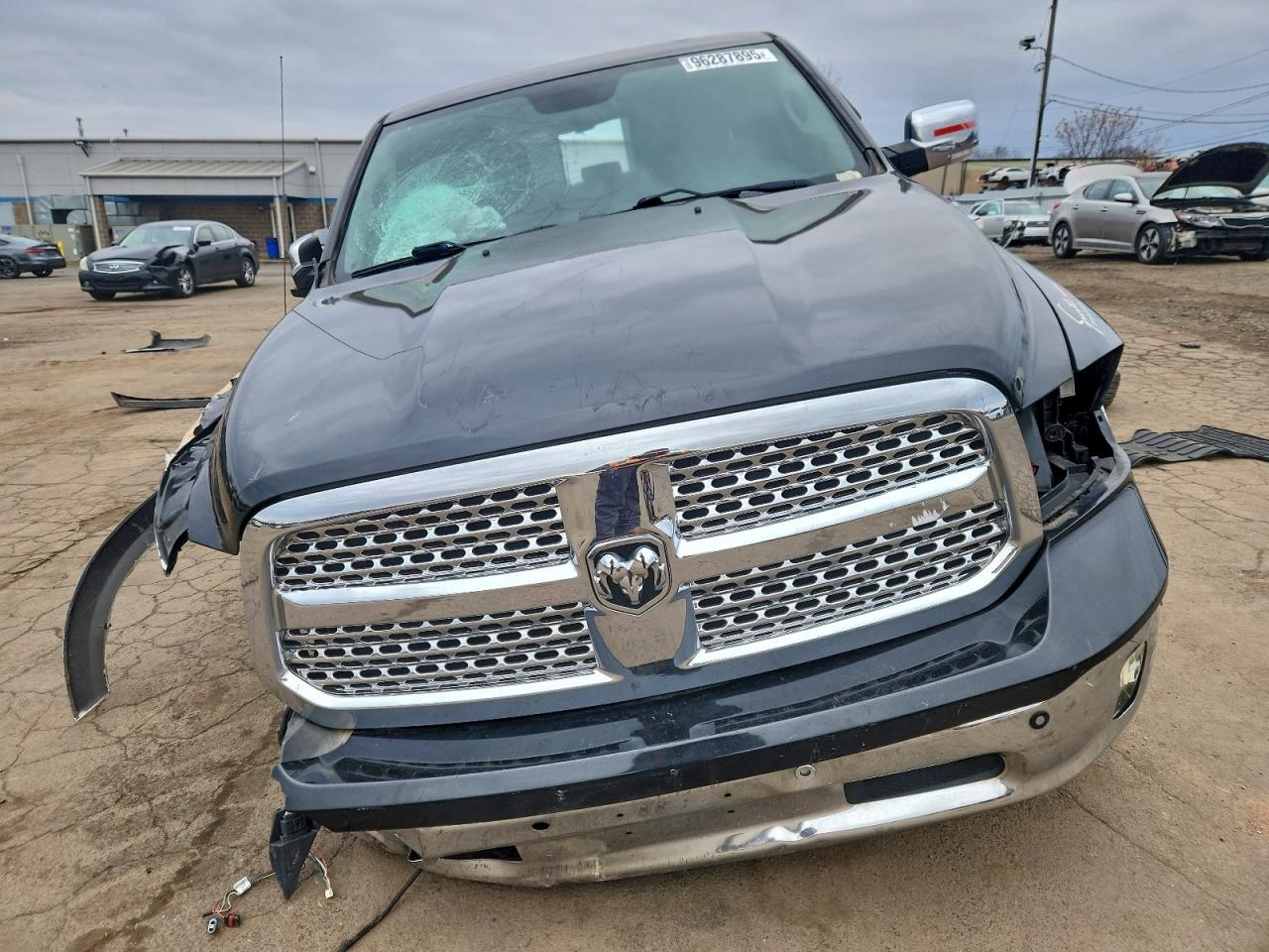 2018 RAM 1500 LARAMIE photo 5