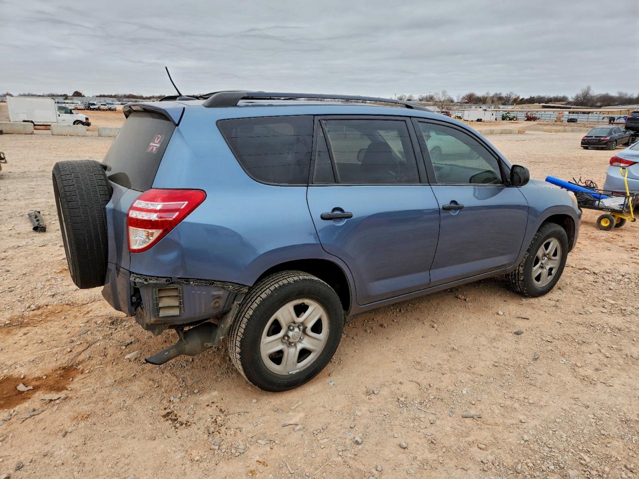 2012 TOYOTA RAV4 photo 3