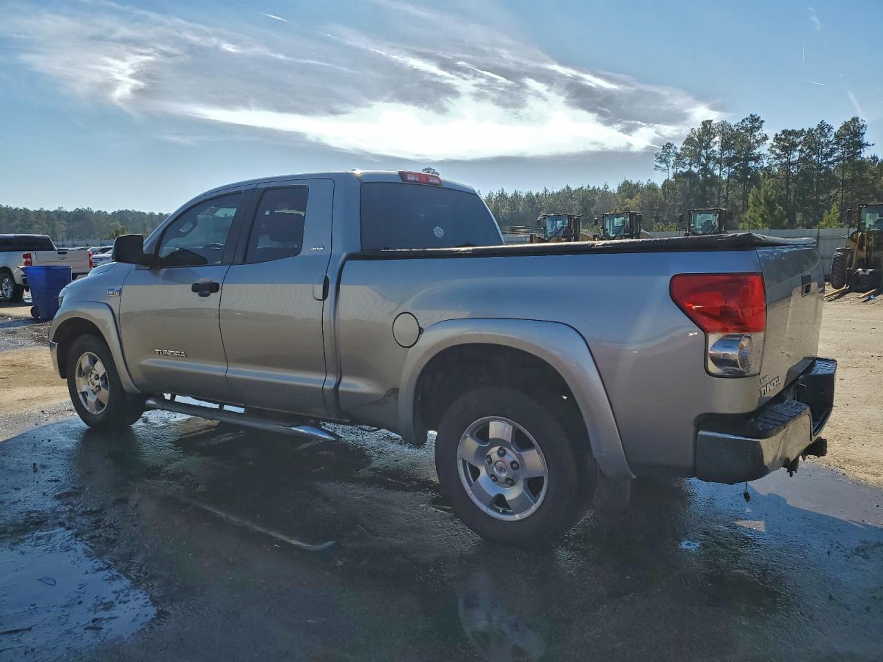 2007 TOYOTA TUNDRA DOUBLE CAB SR5 photo 2