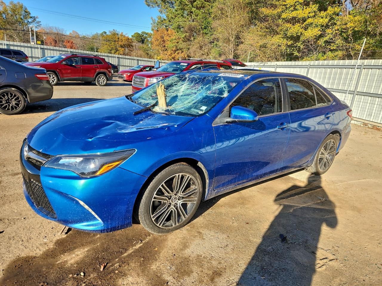 2016 TOYOTA CAMRY