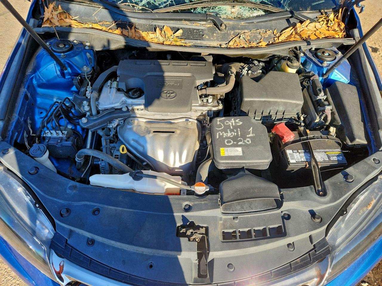 2016 TOYOTA CAMRY LE photo 11