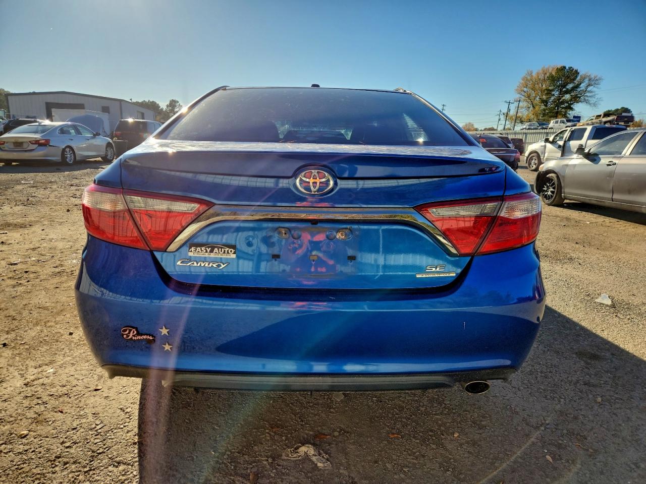 2016 TOYOTA CAMRY LE photo 6