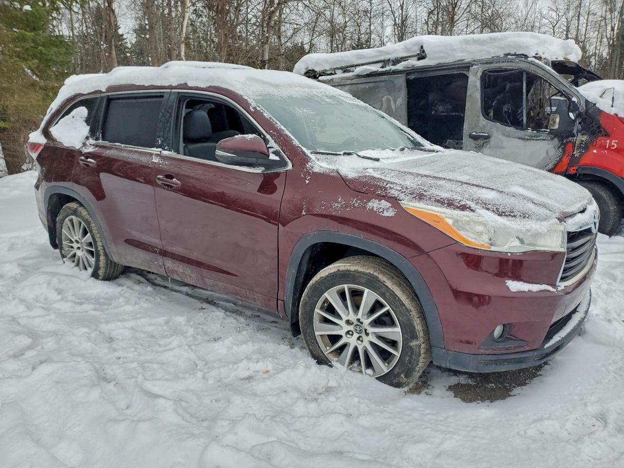 2016 TOYOTA HIGHLANDER XLE photo 4