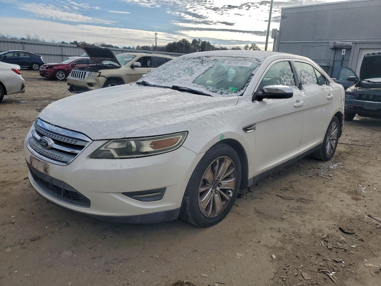 2011 FORD TAURUS