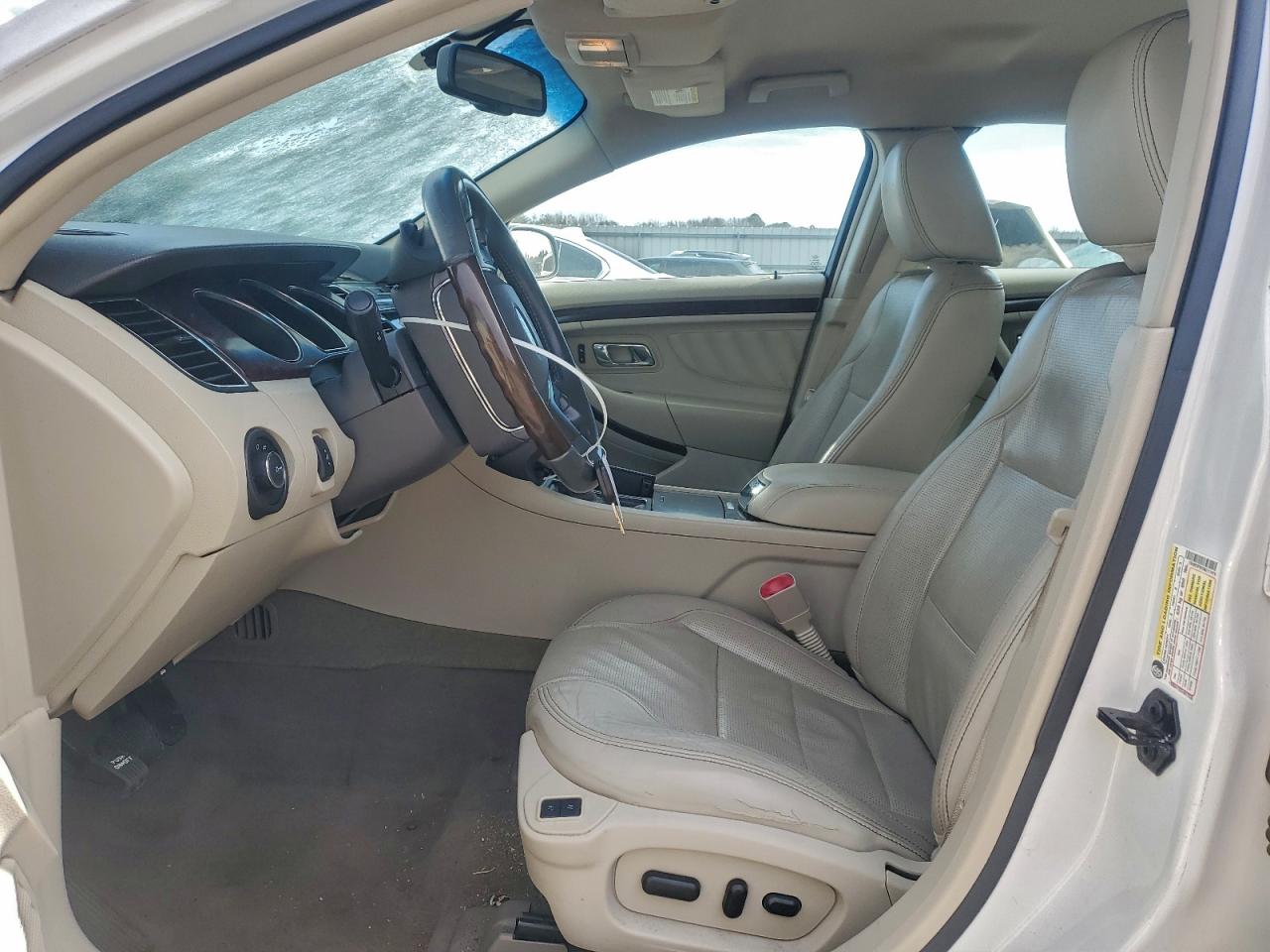 2011 FORD TAURUS LIMITED photo 7