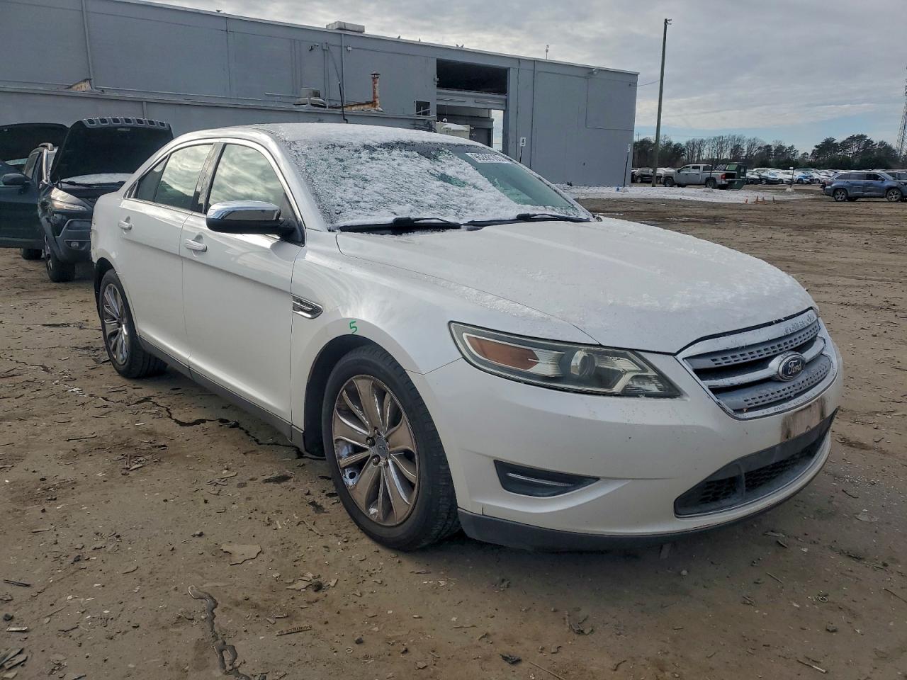 2011 FORD TAURUS LIMITED photo 4