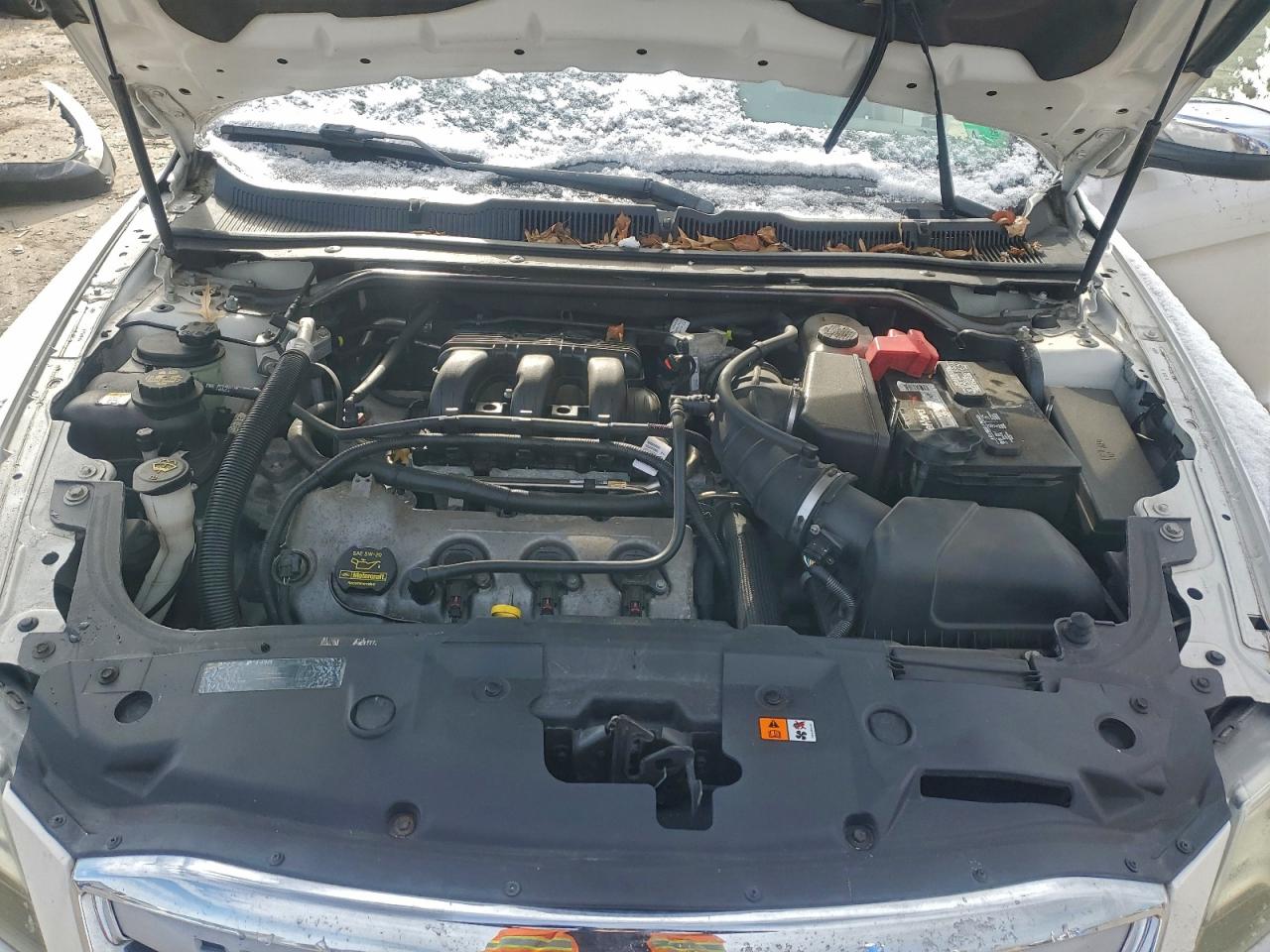 2011 FORD TAURUS LIMITED photo 11