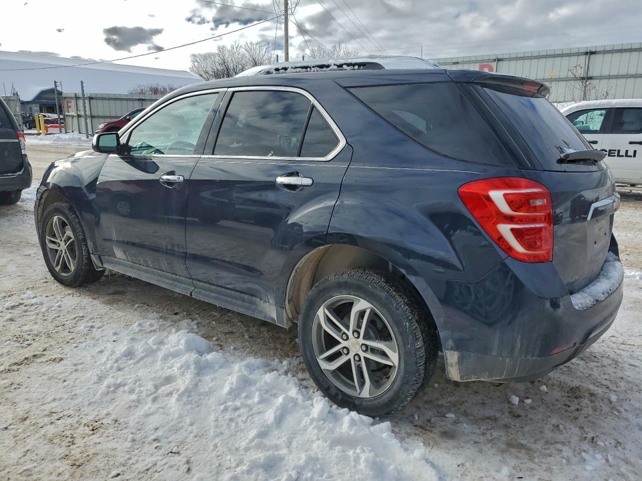 2016 CHEVROLET EQUINOX LTZ photo 2