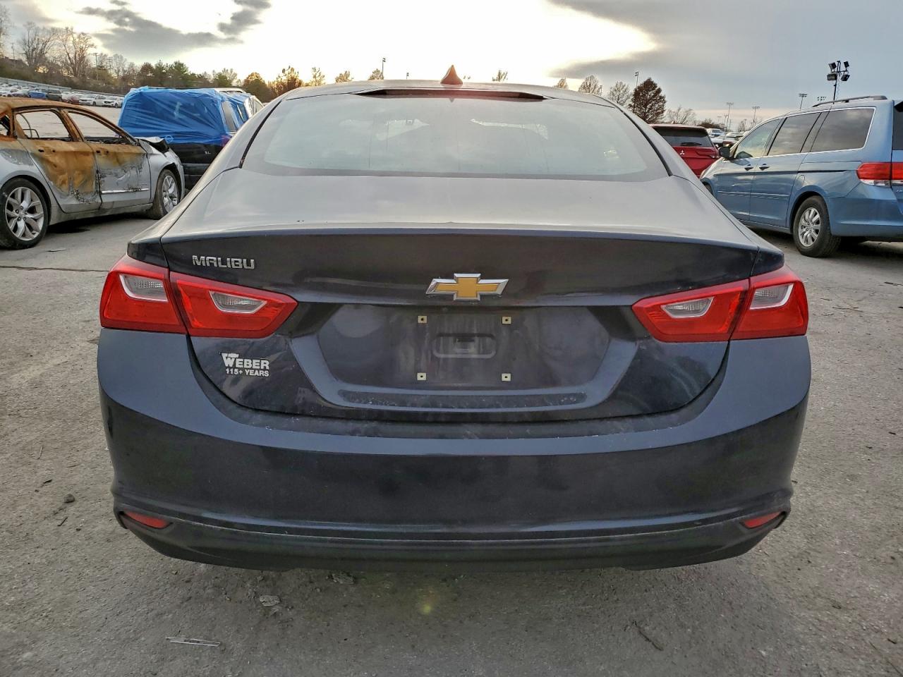 2017 CHEVROLET MALIBU LS photo 6