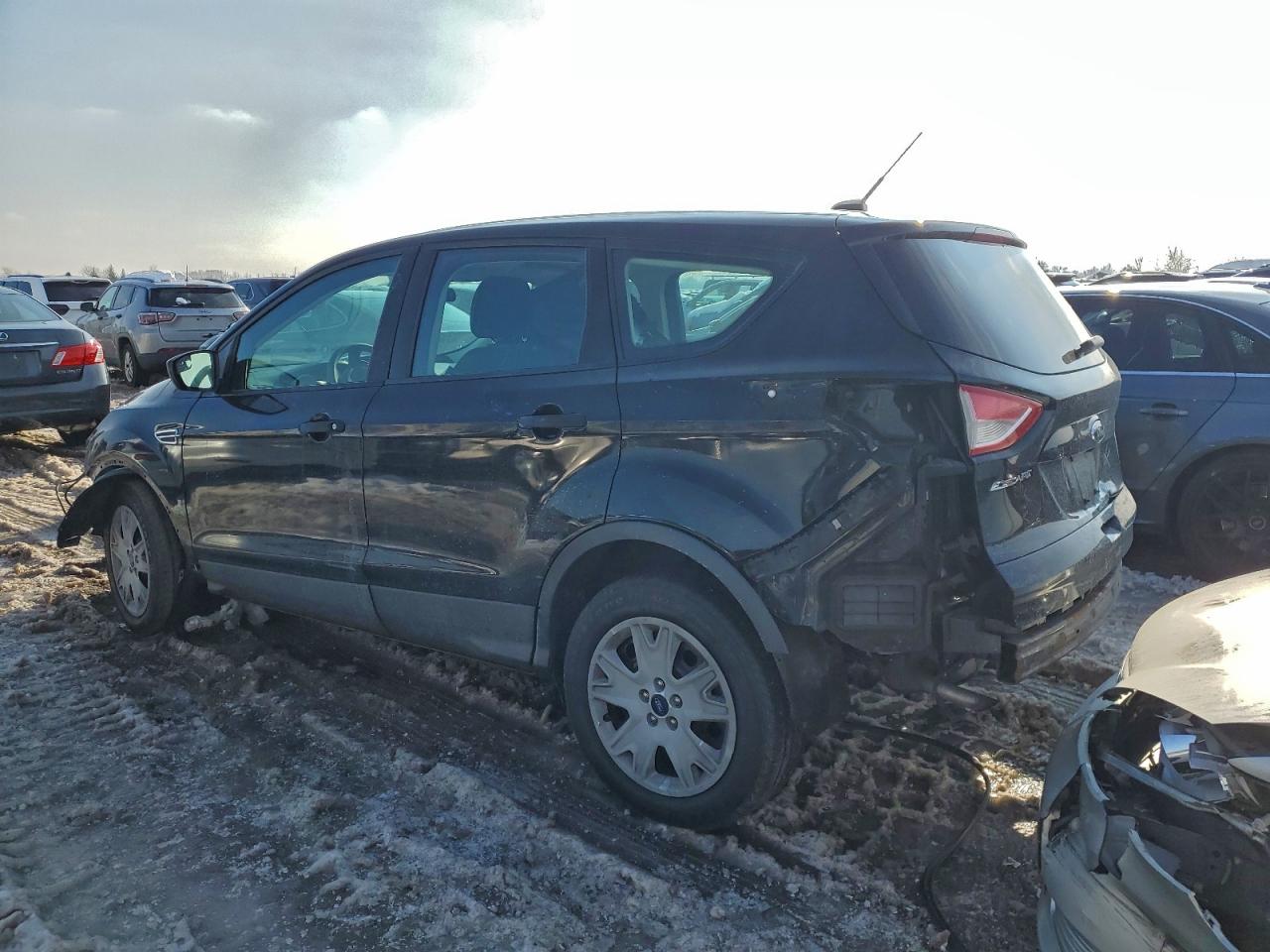 2016 FORD ESCAPE S photo 2