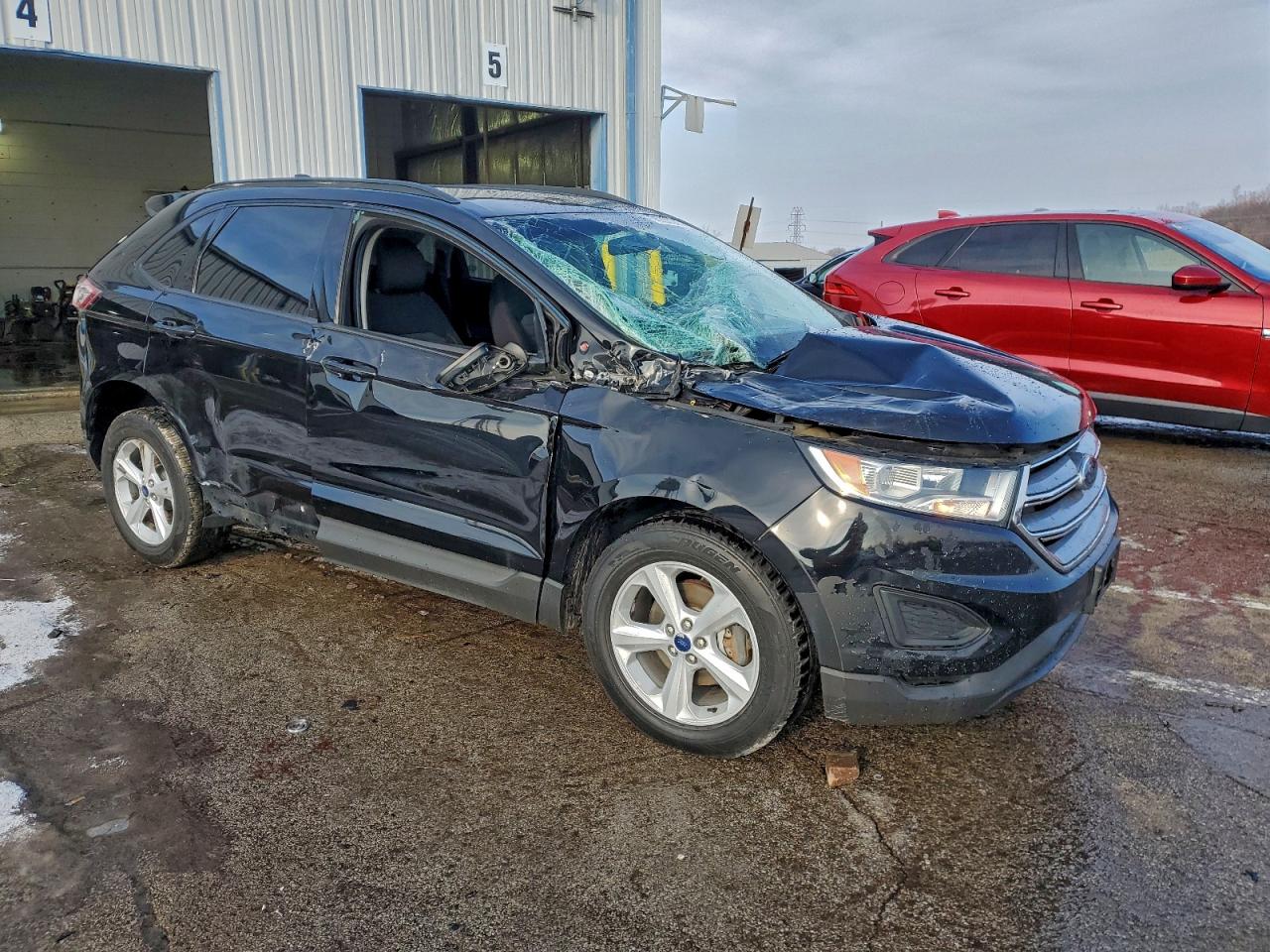 2016 FORD EDGE SE photo 4