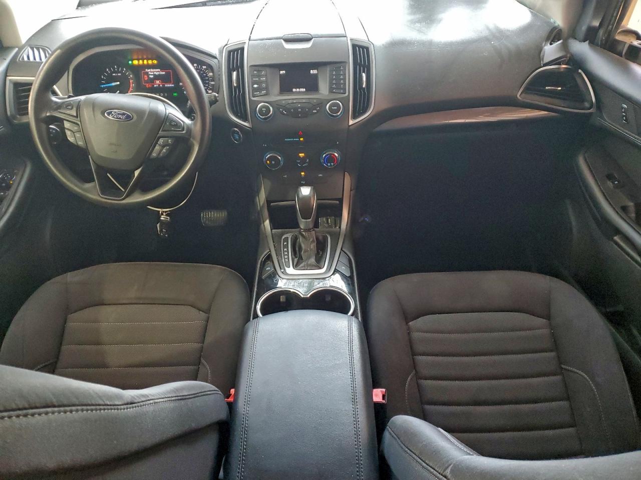 2016 FORD EDGE SE photo 8