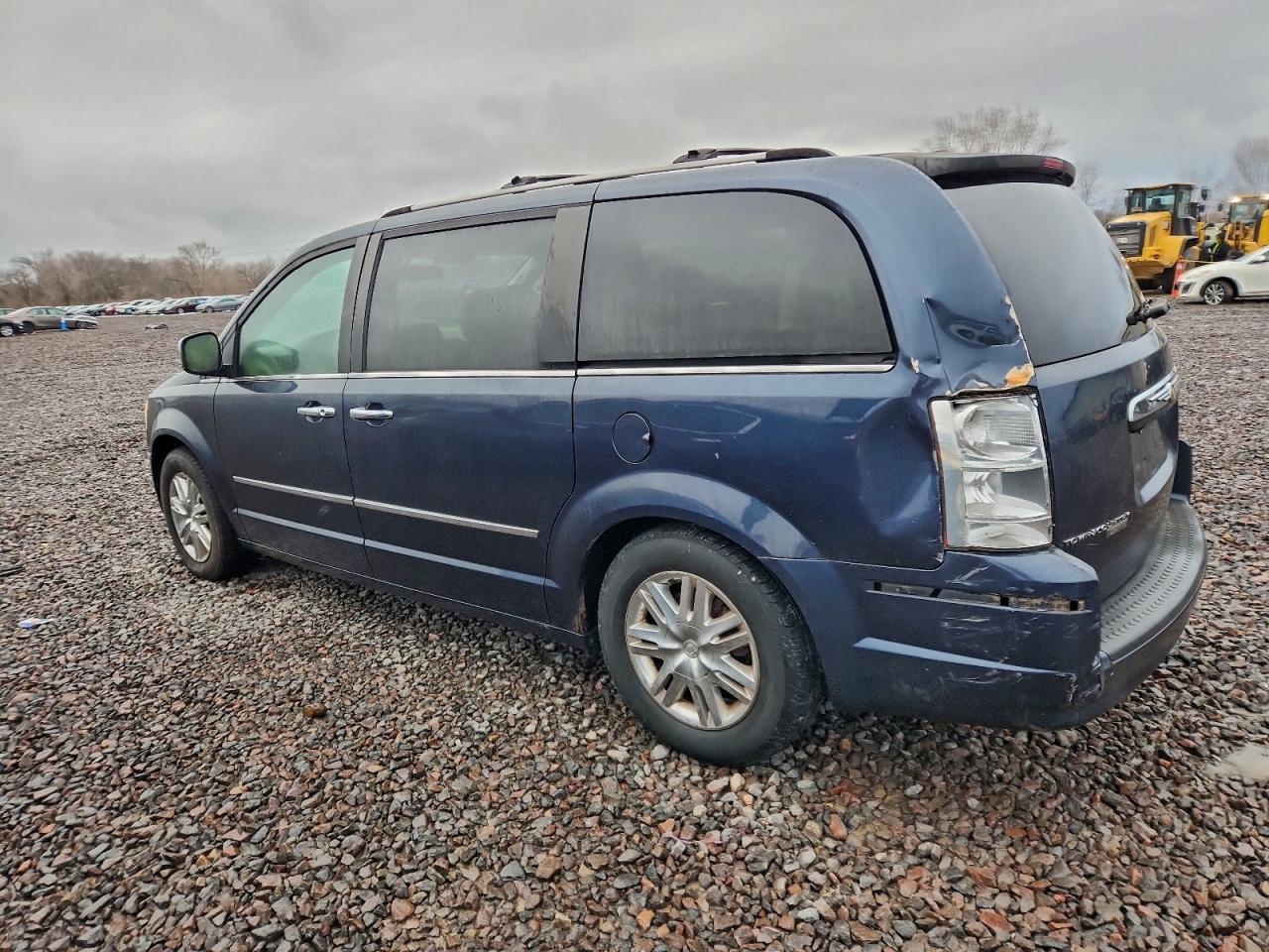 2008 CHRYSLER TOWN & COUNTRY LIMITED photo 2