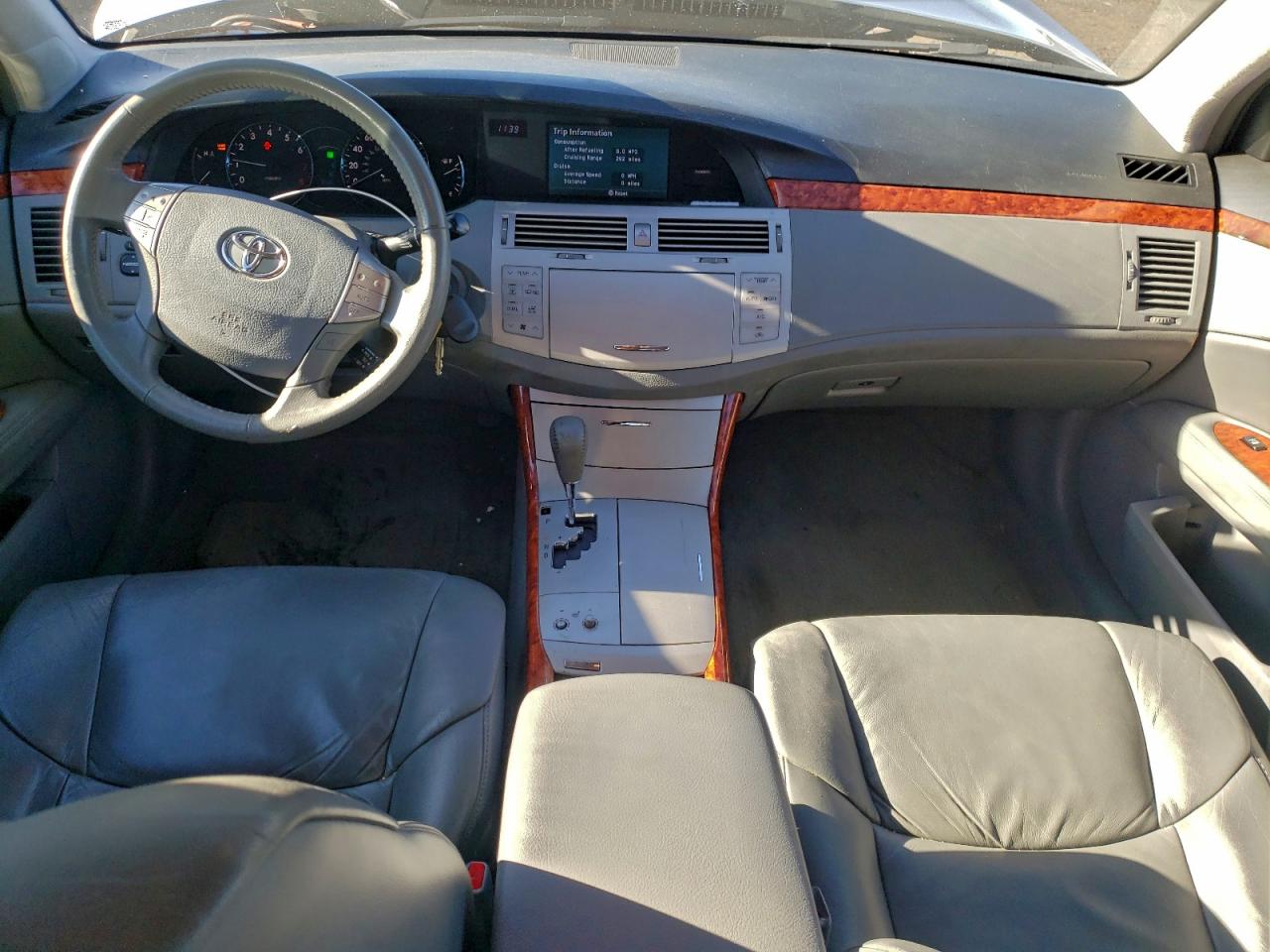 2006 TOYOTA AVALON XL photo 8