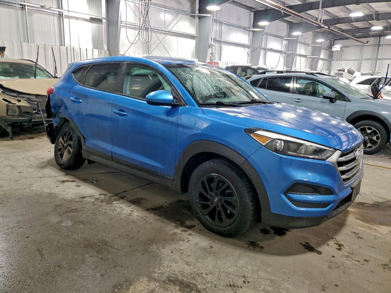 2017 HYUNDAI TUCSON SE photo 4