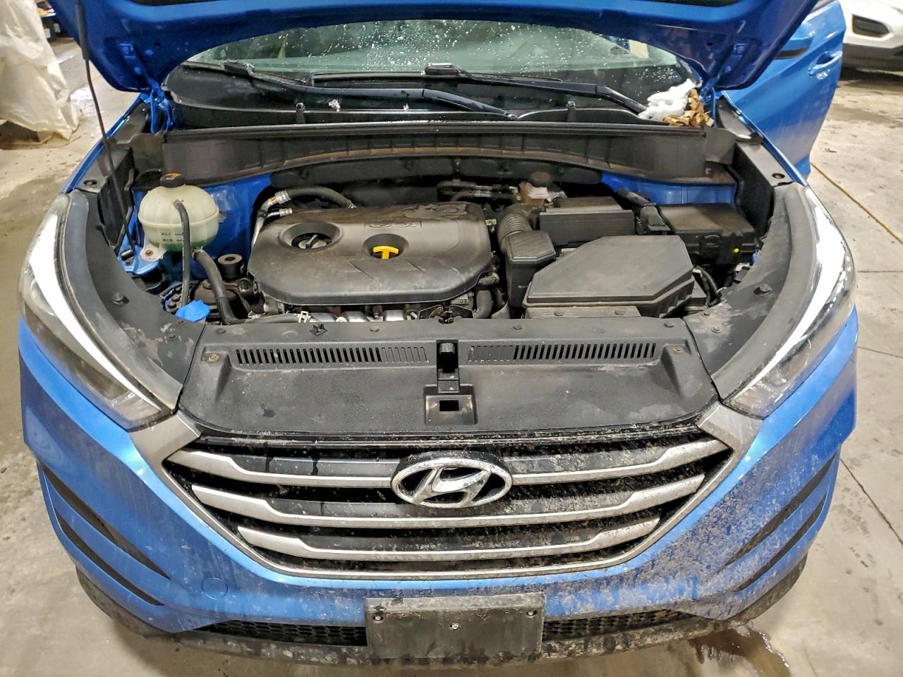 2017 HYUNDAI TUCSON SE photo 12
