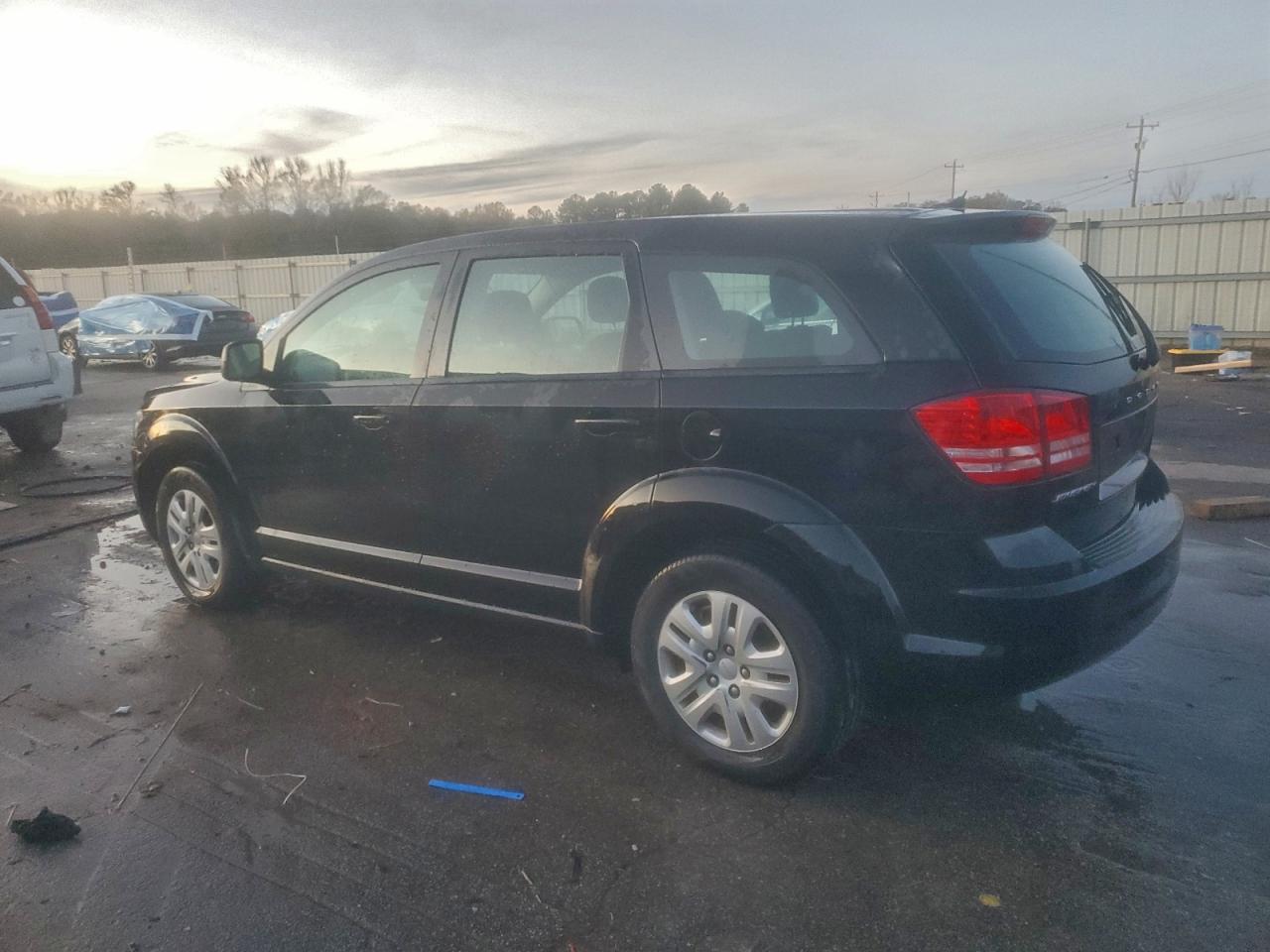 2014 DODGE JOURNEY SE photo 2
