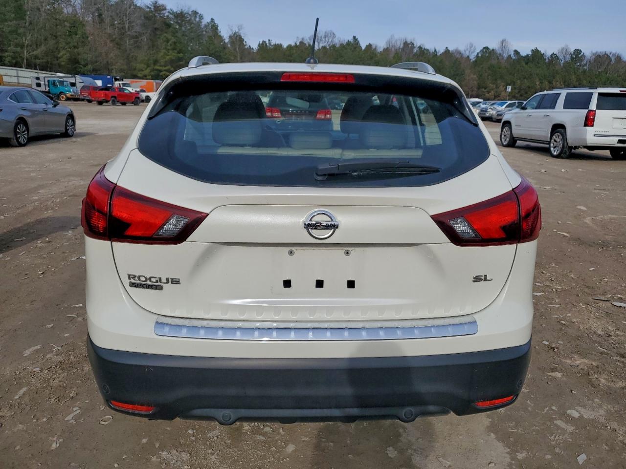 2019 NISSAN ROGUE SPORT S photo 6