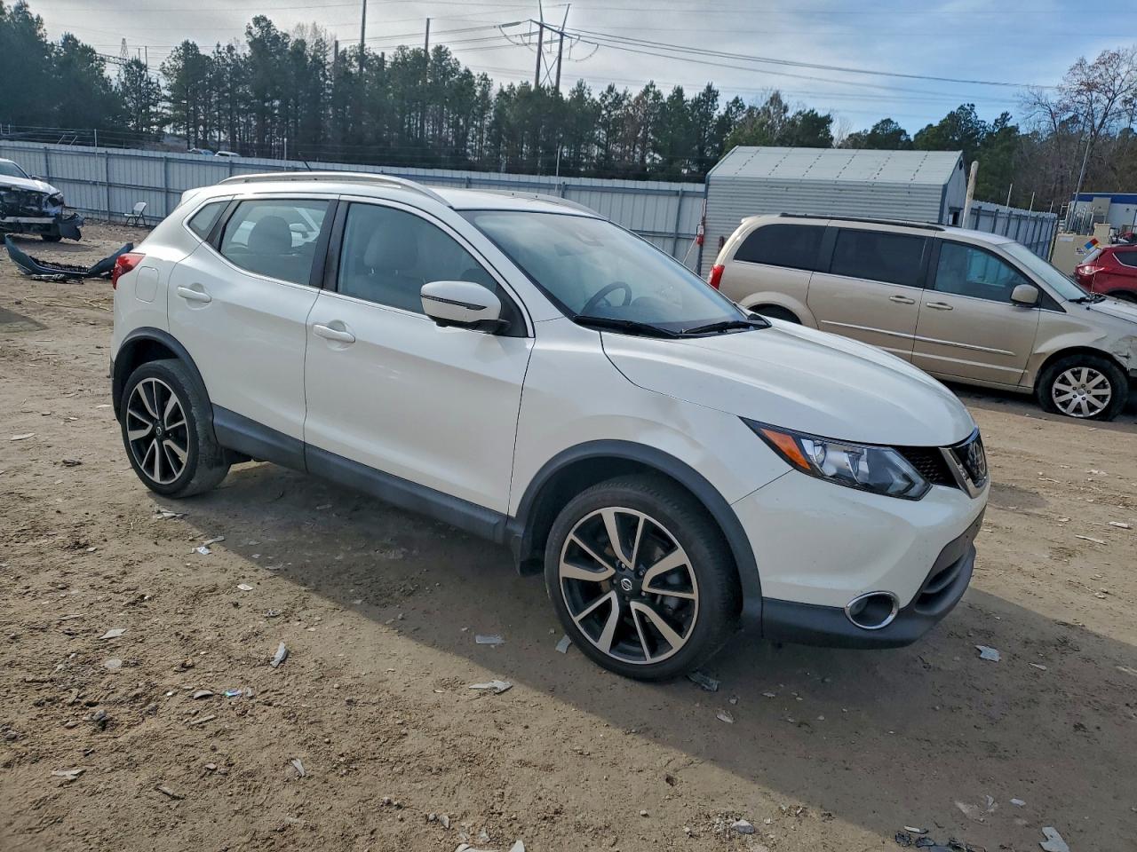 2019 NISSAN ROGUE SPORT S photo 4