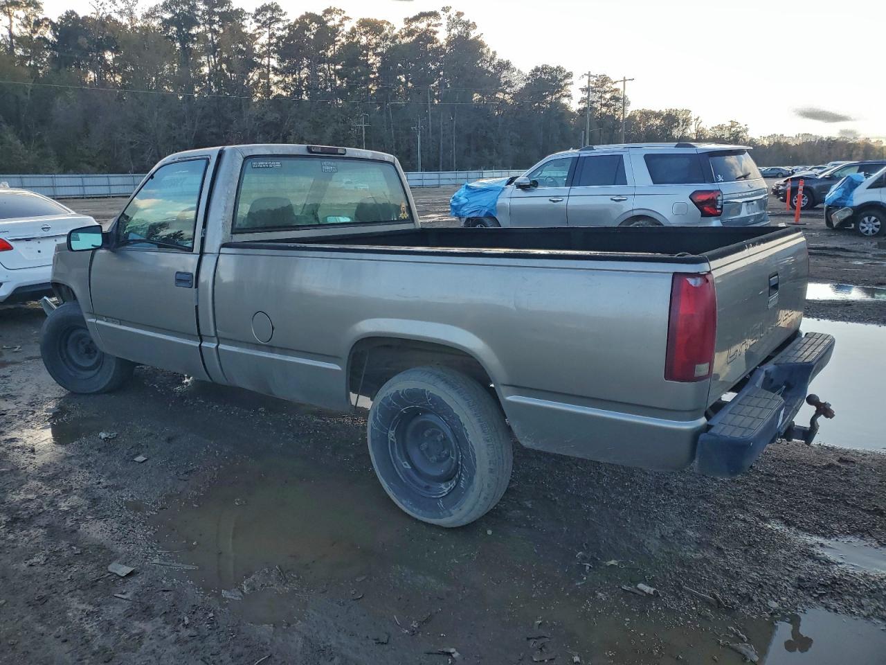 1998 CHEVROLET GMT-400 C1500 photo 3