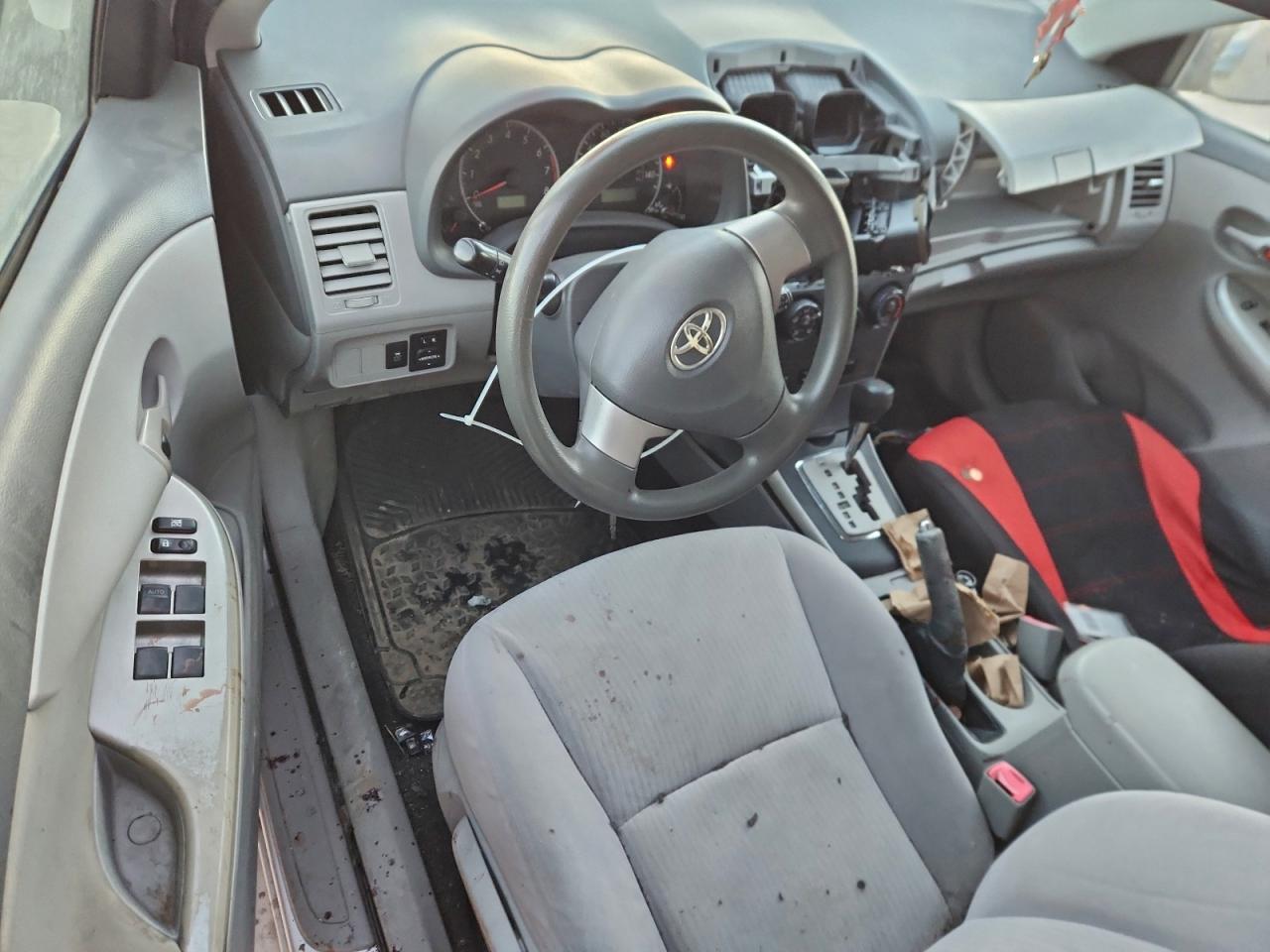 2010 TOYOTA COROLLA BASE photo 8