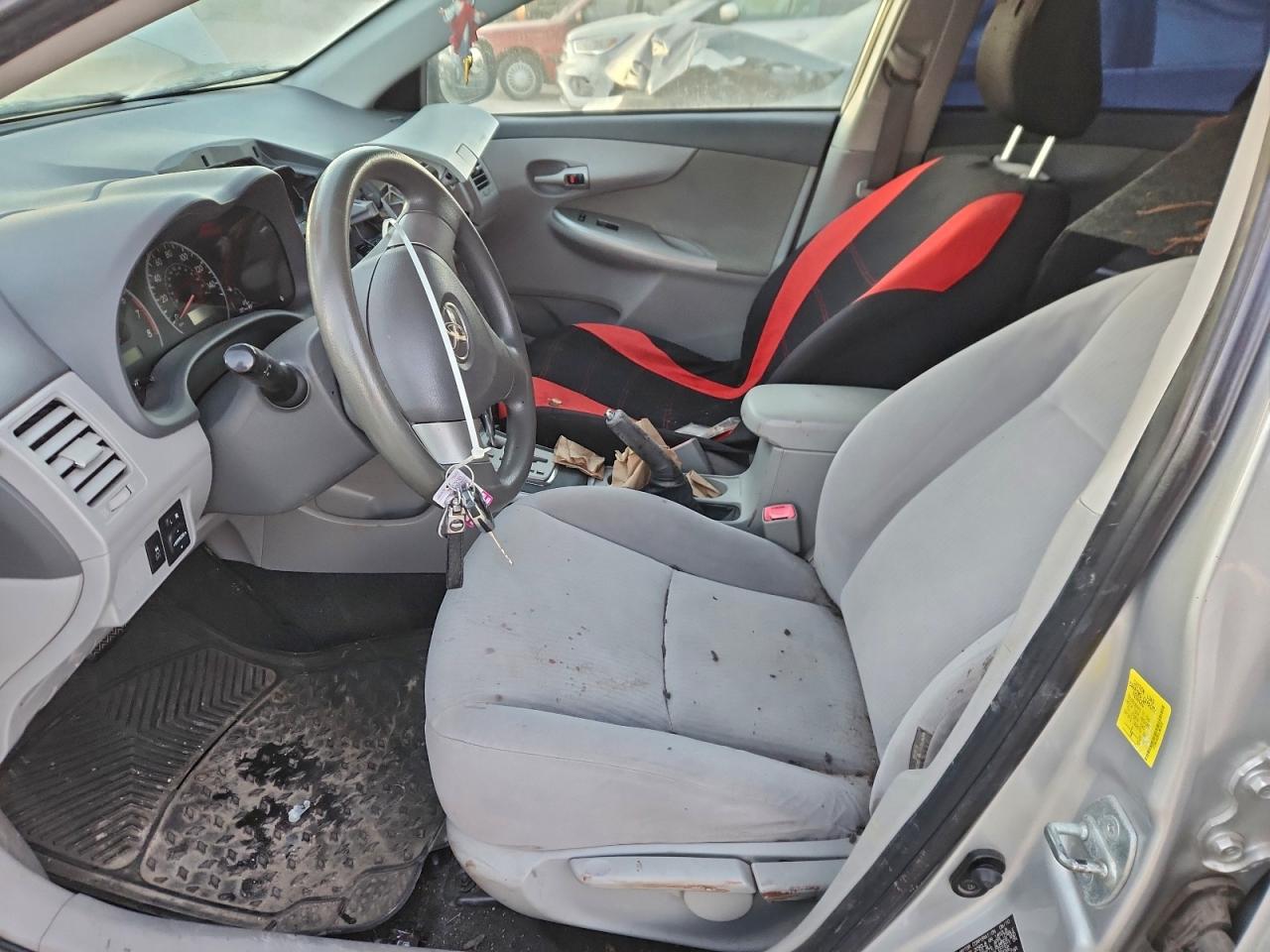 2010 TOYOTA COROLLA BASE photo 7