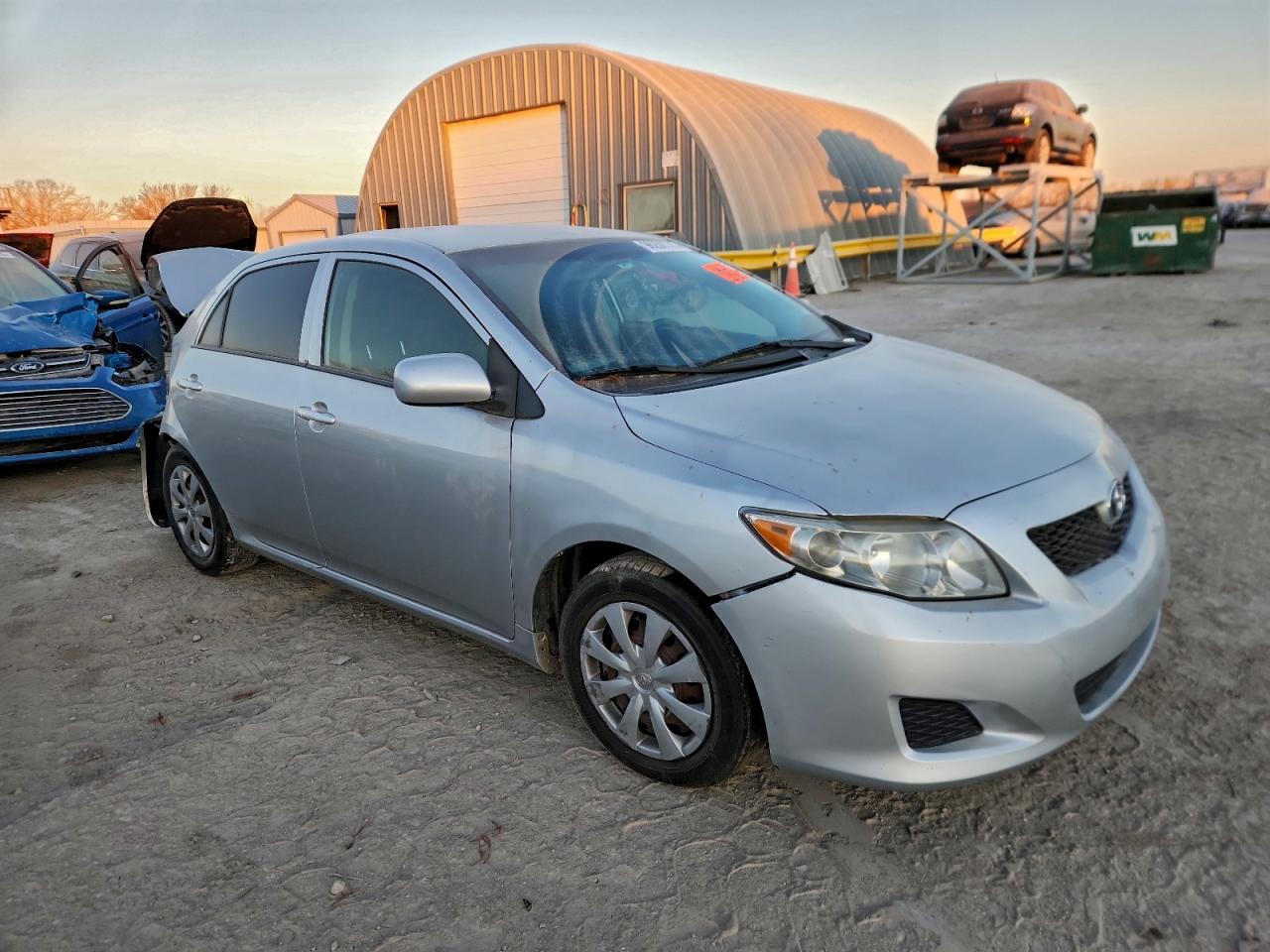 2010 TOYOTA COROLLA BASE photo 4