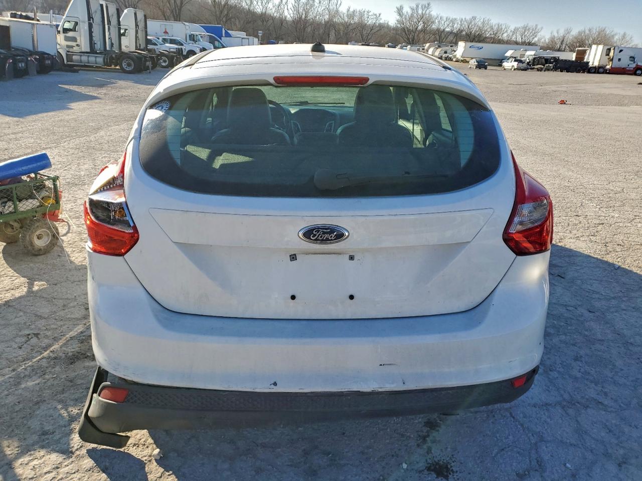 2013 FORD FOCUS SE photo 6