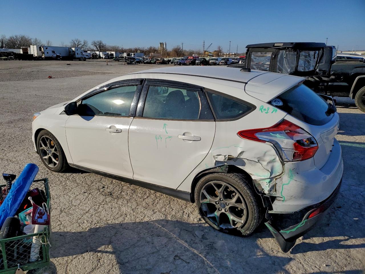 2013 FORD FOCUS SE photo 2